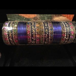 Multi-color unique bangles✨| H I G H Q U A L I T Y